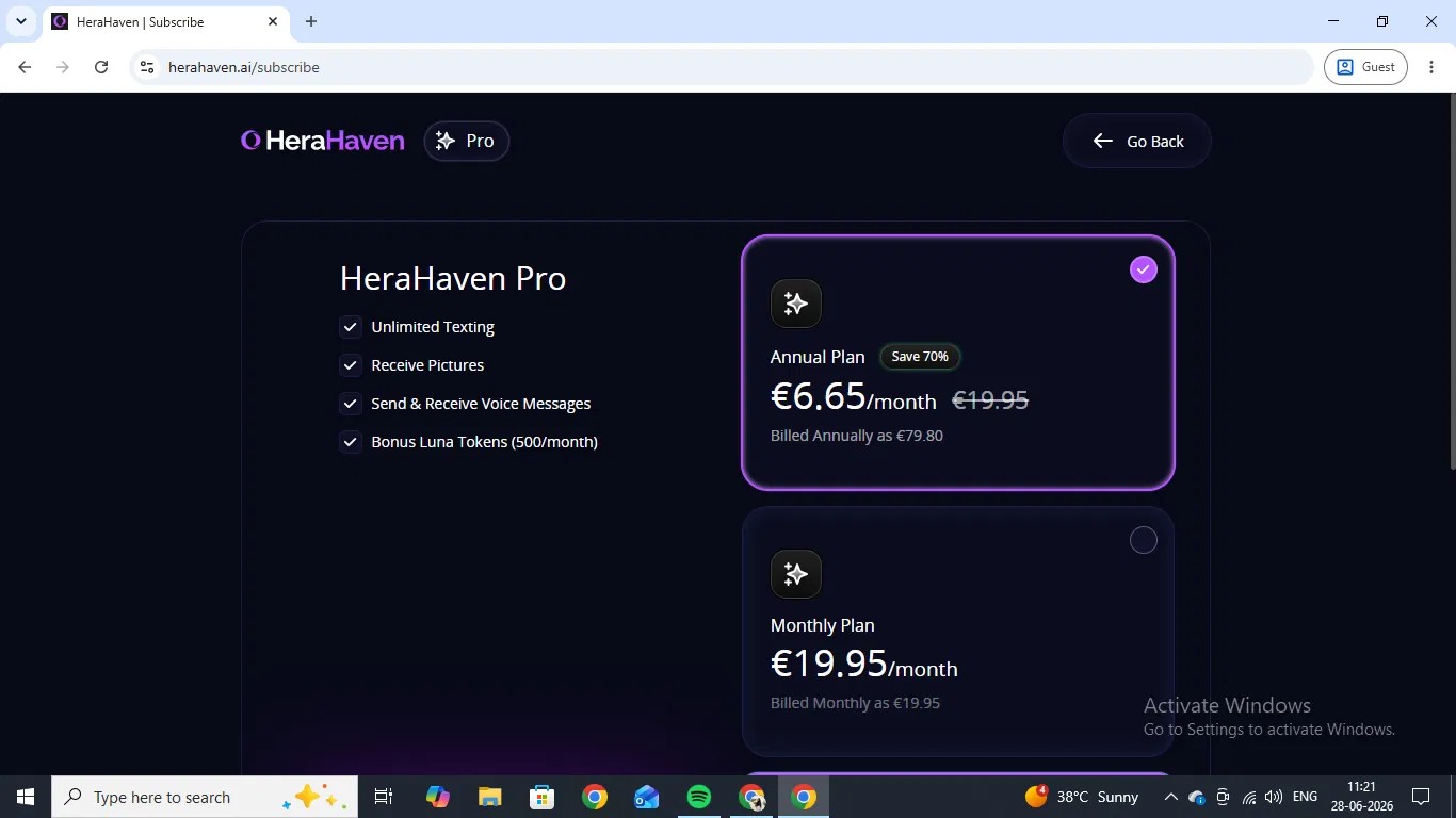 HeraHaven Pro subscription page showing the annual plan at €6.65/month and the monthly plan at €19.95